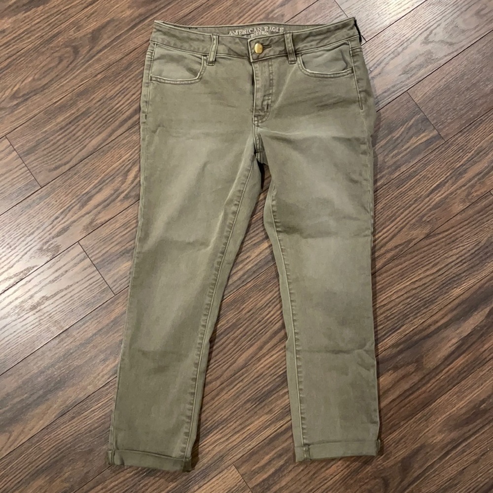 American Eagle Cropped Jeans